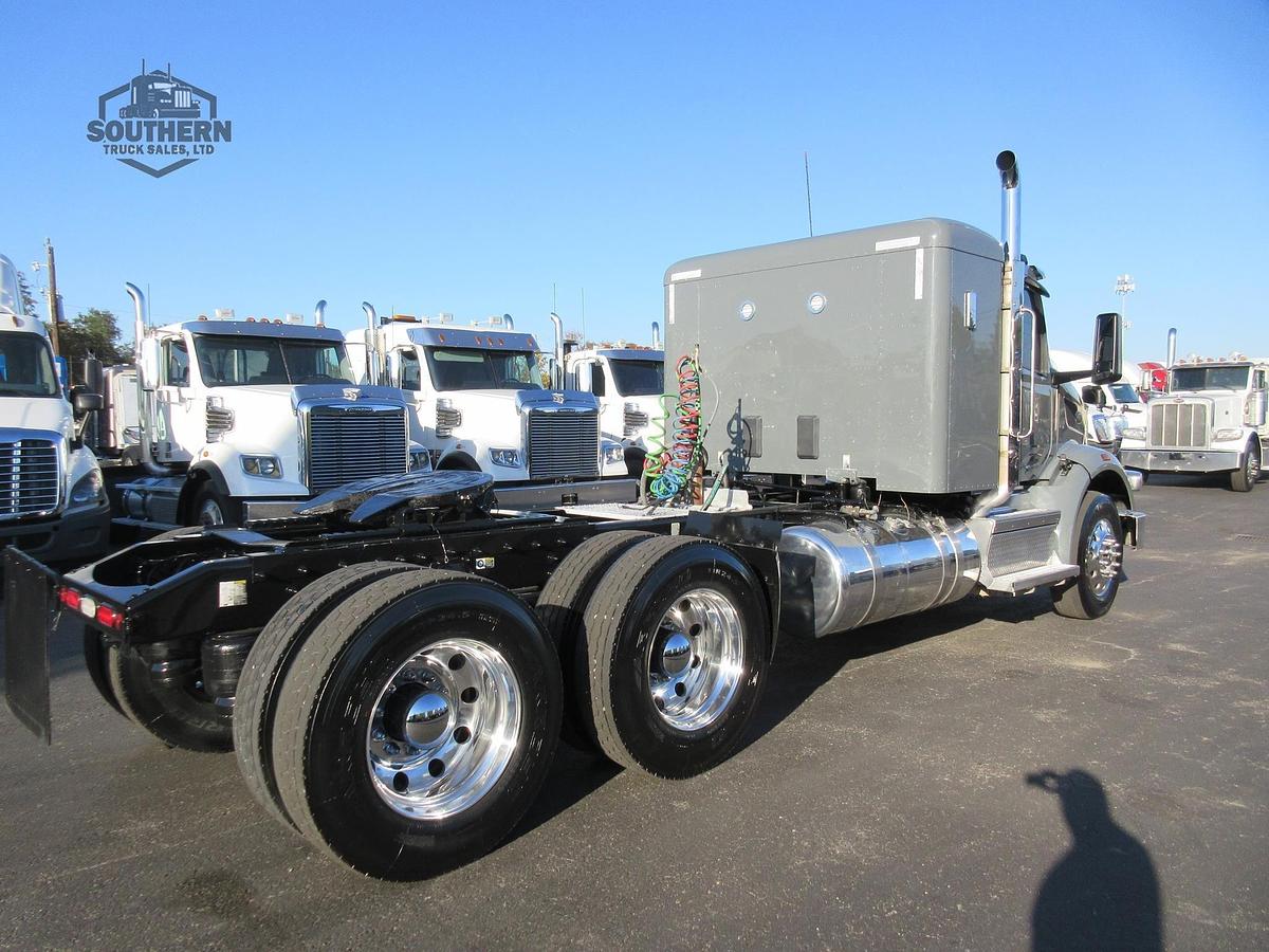 Used 2023 PETERBILT 567