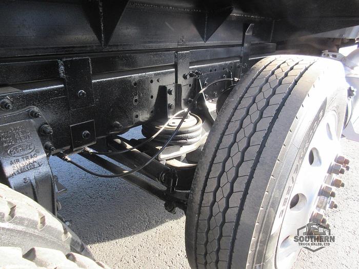 Used 2019 PETERBILT 567