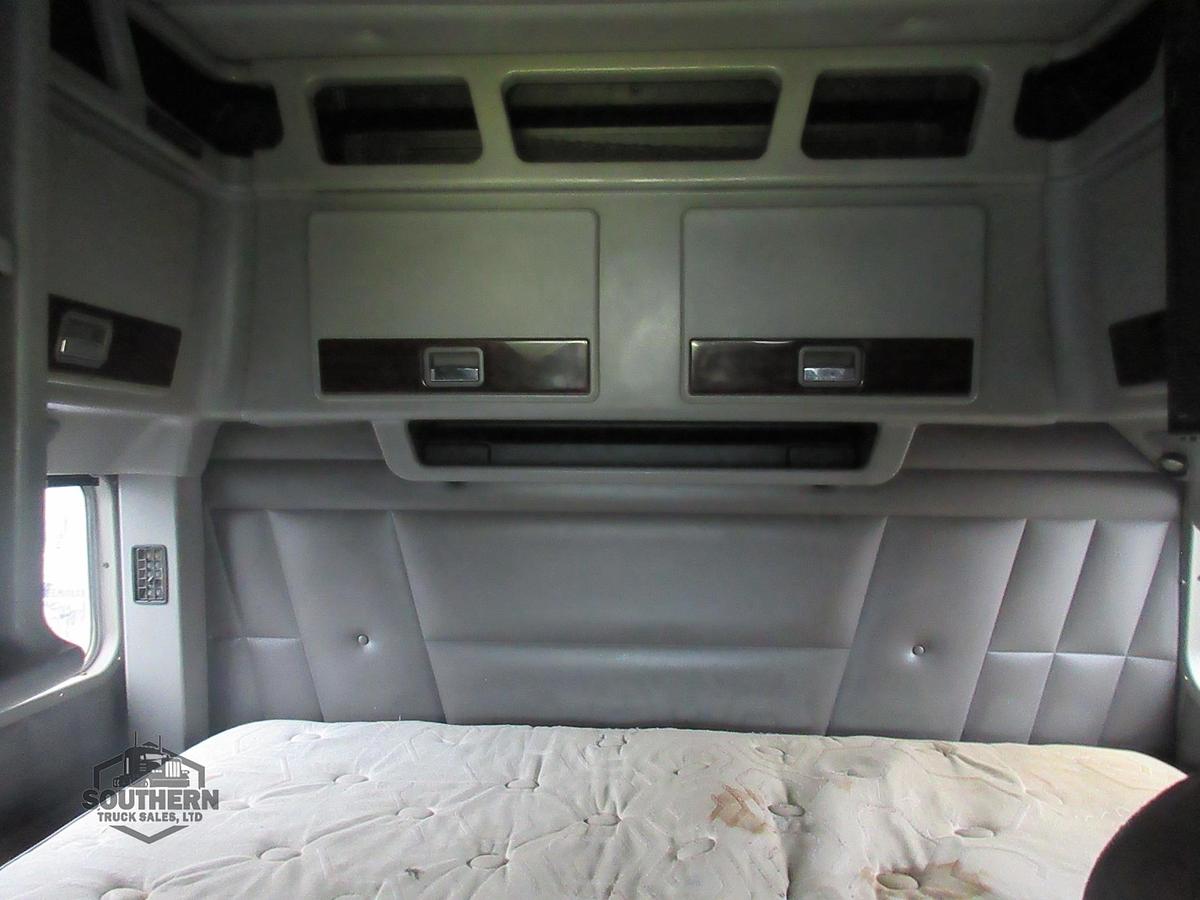 Used 2019 PETERBILT 389