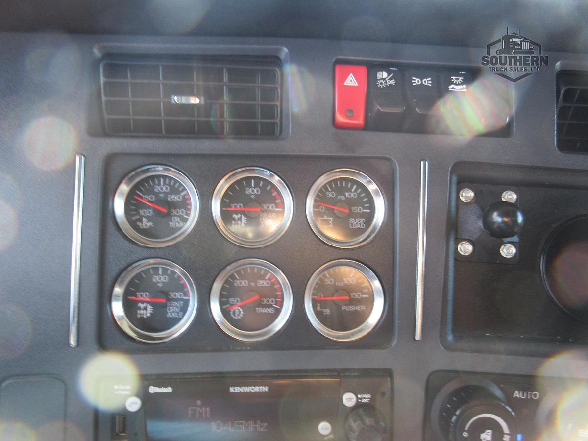 Used 2023 KENWORTH T880