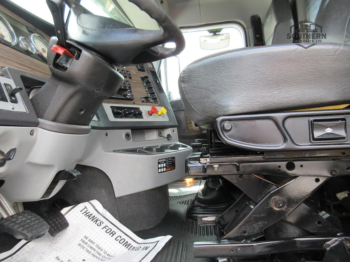 Used 2019 FREIGHTLINER CORONADO 122 SD