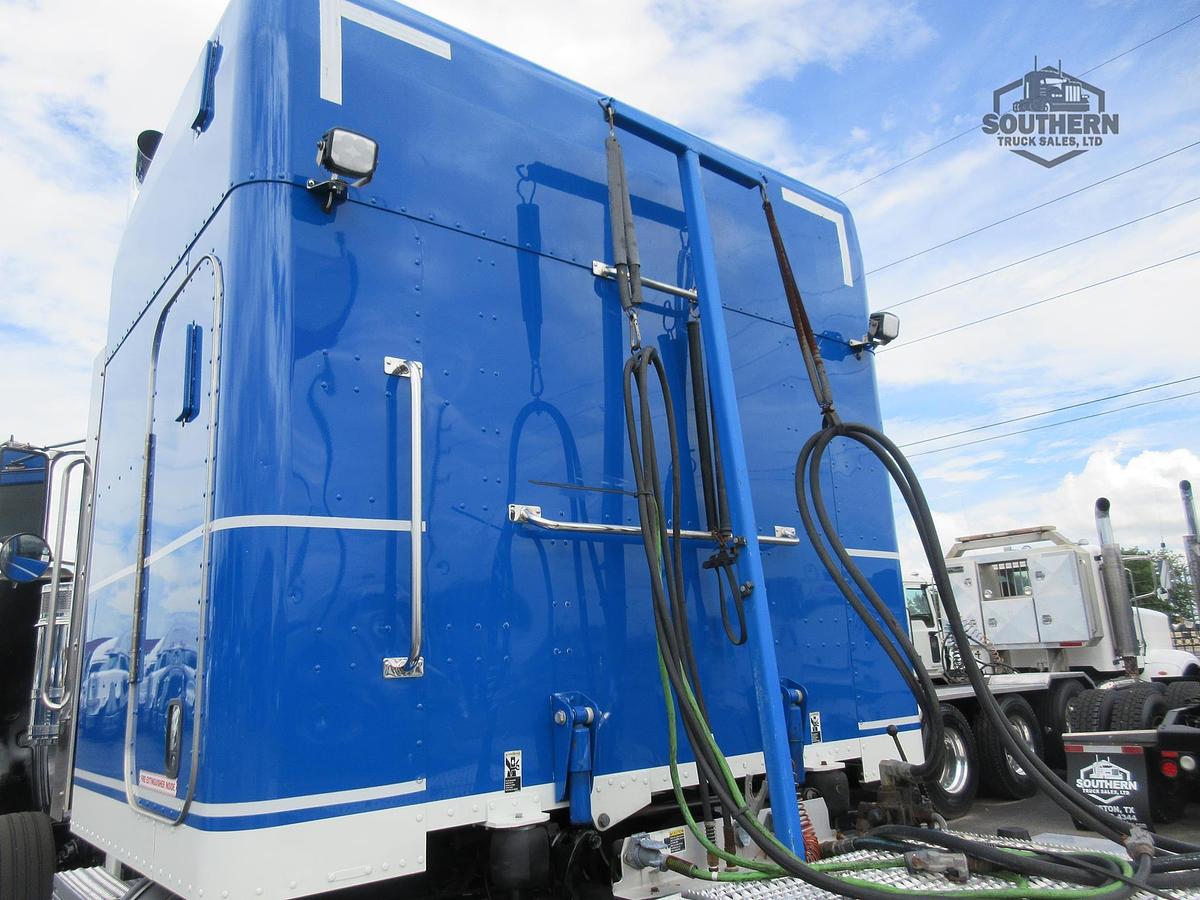 Used 2019 PETERBILT 389