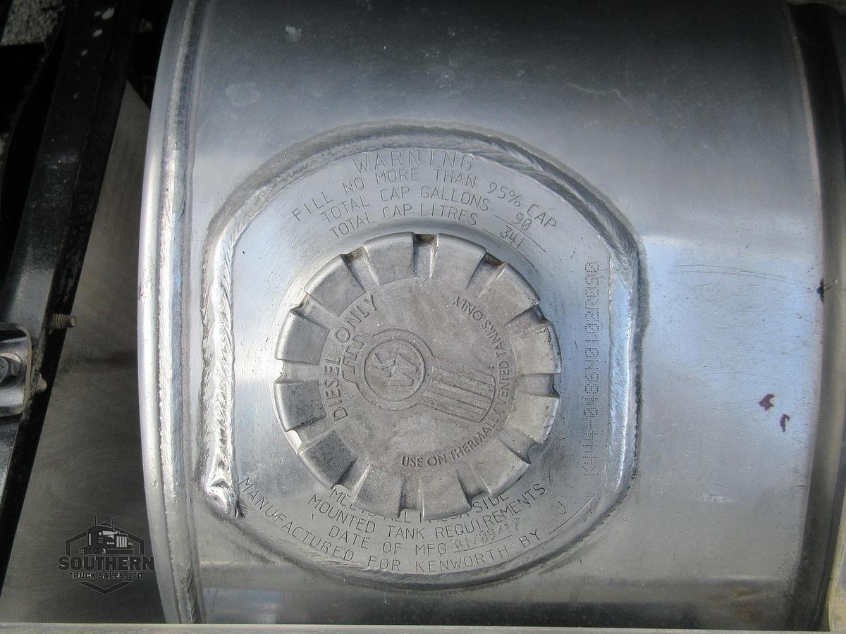 Used 2018 KENWORTH T800