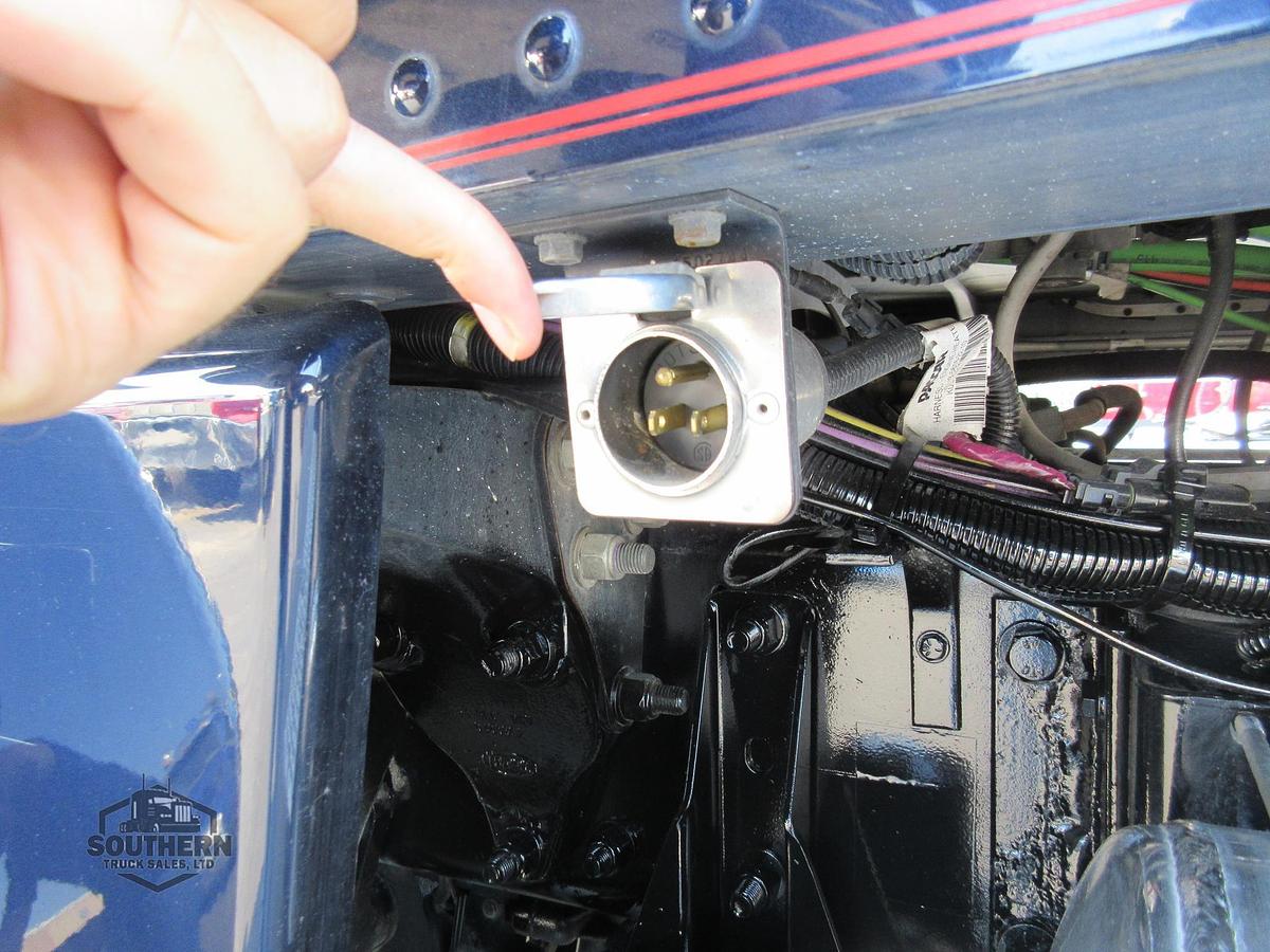 Used 2019 PETERBILT 389