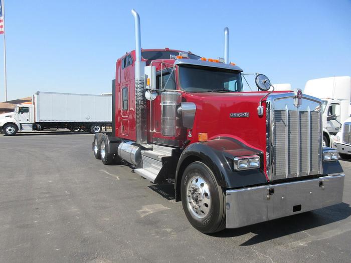 Used 2018 KENWORTH W900