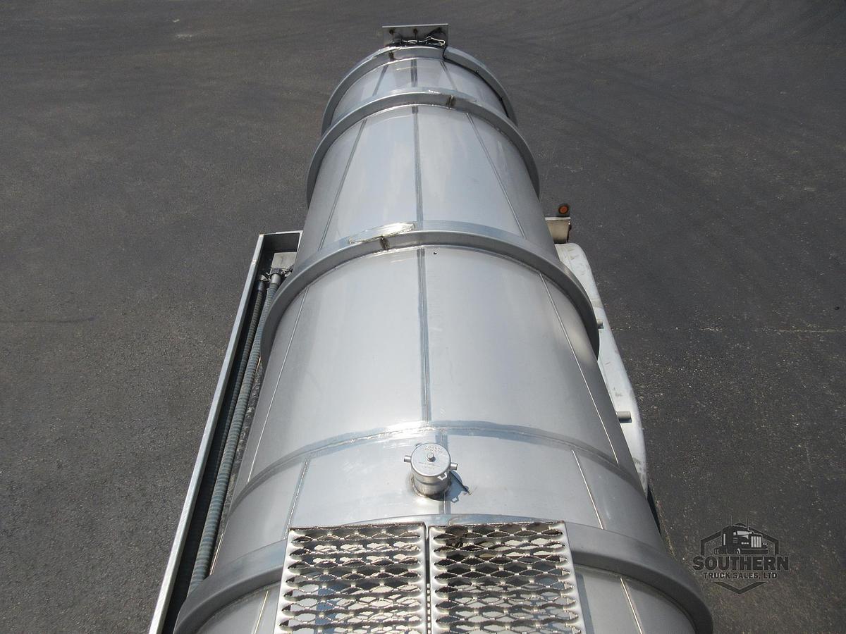 Used 2018 ACRO 5,600 gal