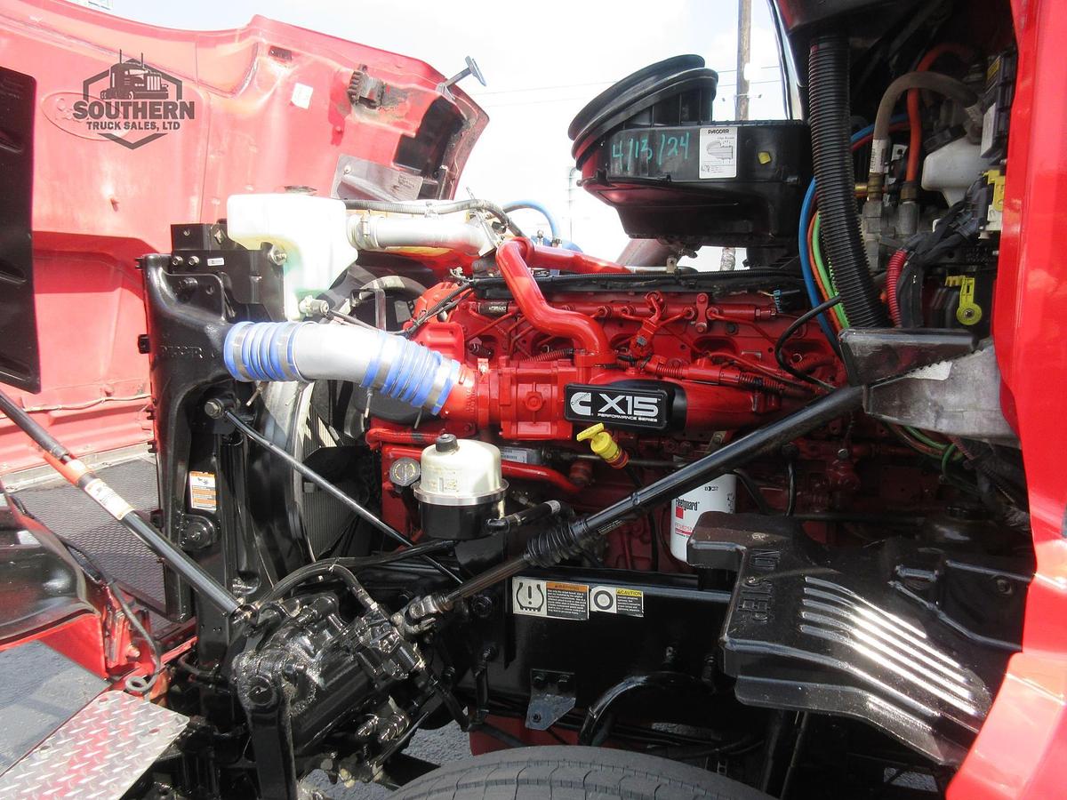 Used 2019 PETERBILT 567