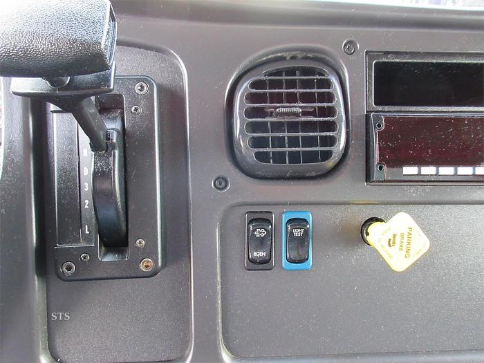 Used 2018 FREIGHTLINER BUSINESS CLASS M2 106