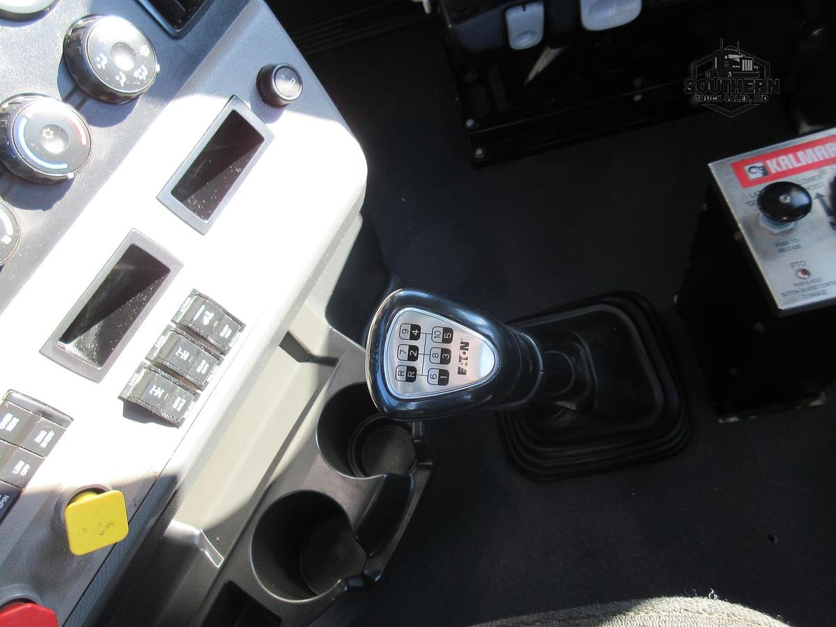 Used 2019 FREIGHTLINER CASCADIA 126