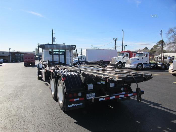 Used 2012 MACK GRANITE GU713