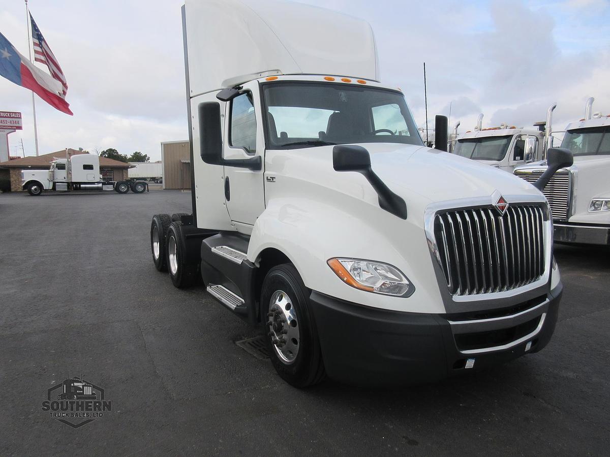 Used 2021 INTERNATIONAL LT