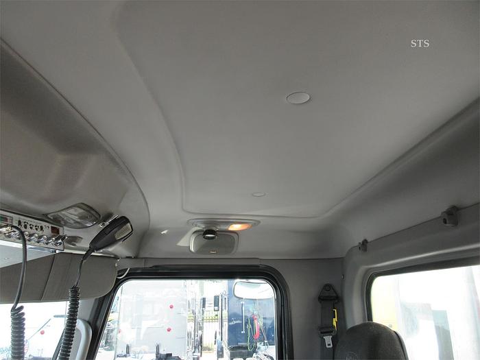 Used 2015 PETERBILT 389