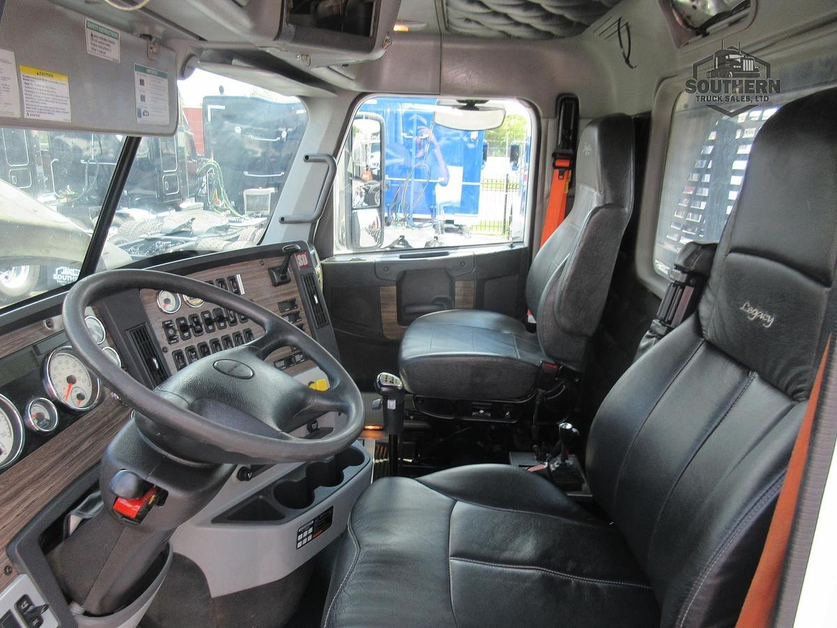 Used 2019 FREIGHTLINER CORONADO 122 SD