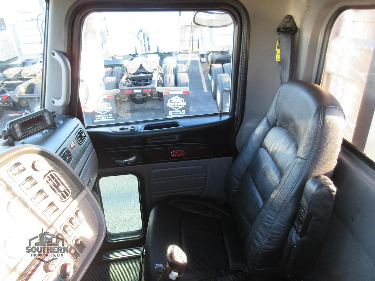 Used 2020 PETERBILT 389
