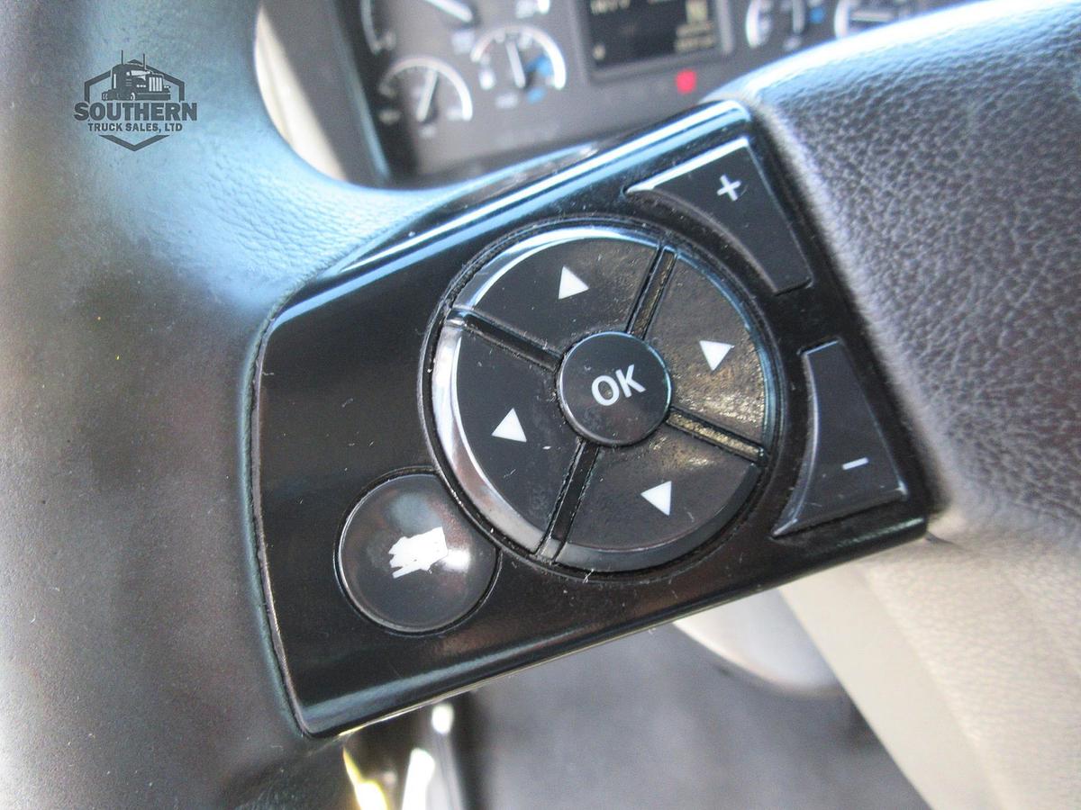 Used 2022 FREIGHTLINER CASCADIA 116
