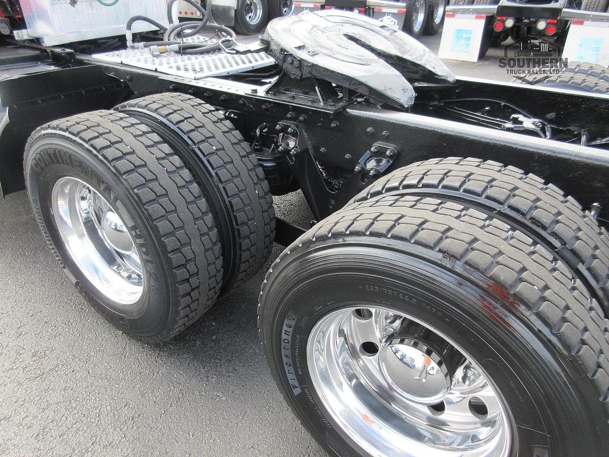 Used 2013 KENWORTH T800