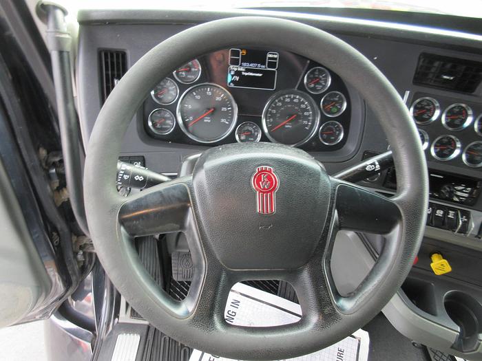 Used 2021 KENWORTH T880