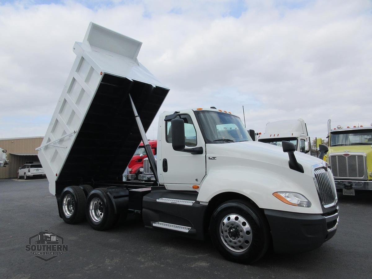 Used 2021 INTERNATIONAL LT