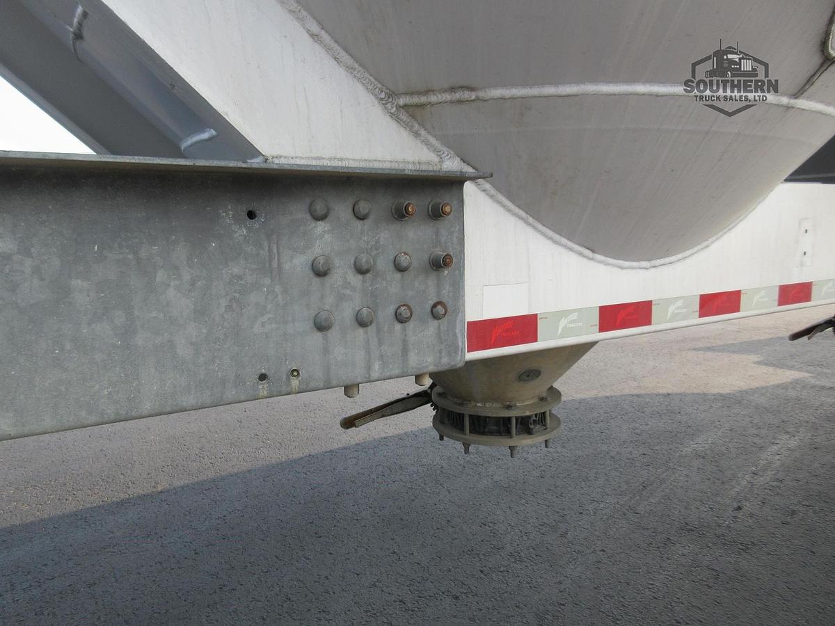 Used 2012 VANTAGE Tandem Axle