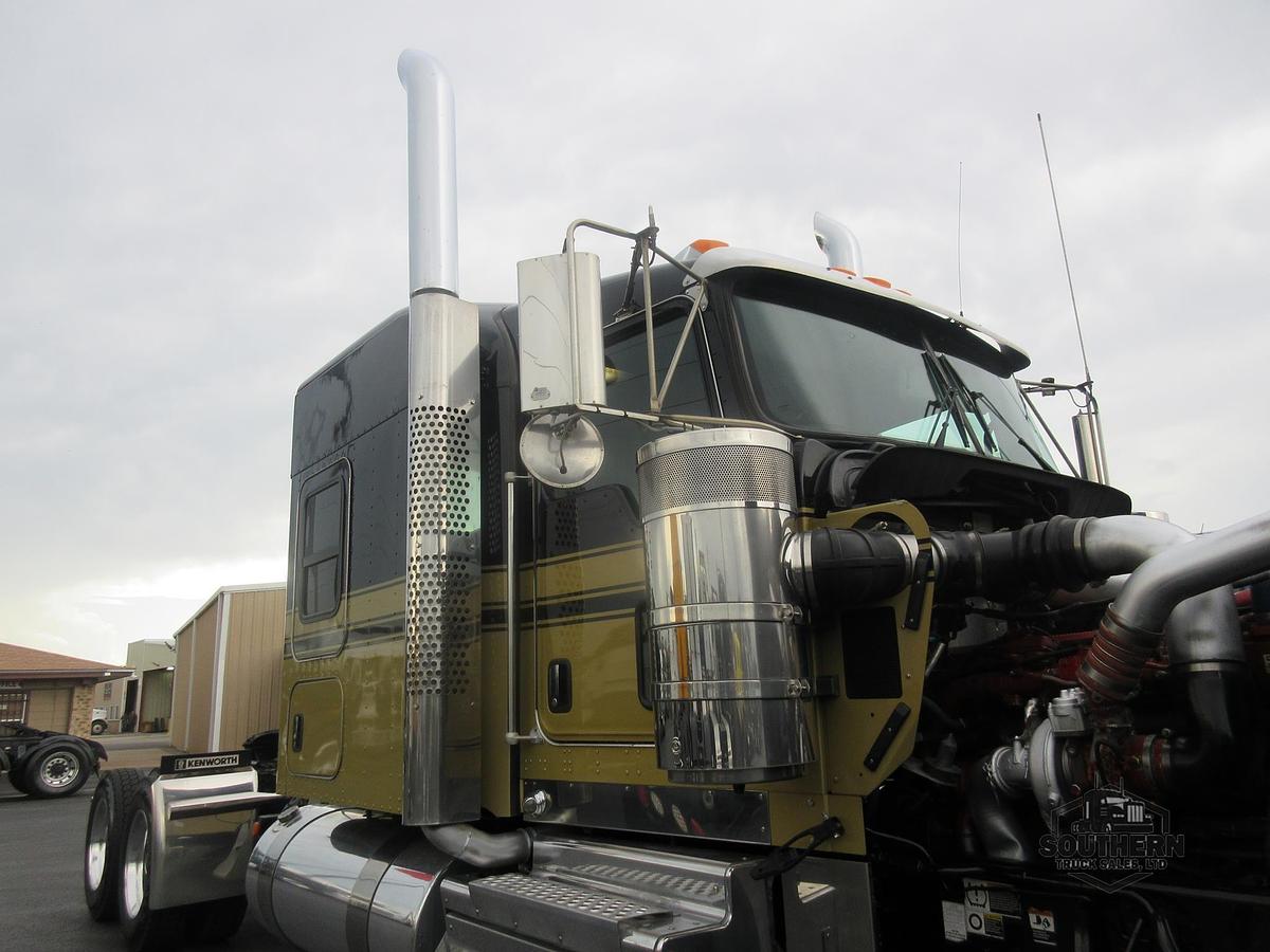 Used 2019 KENWORTH W900L