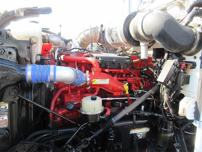 Used 2015 PETERBILT 365