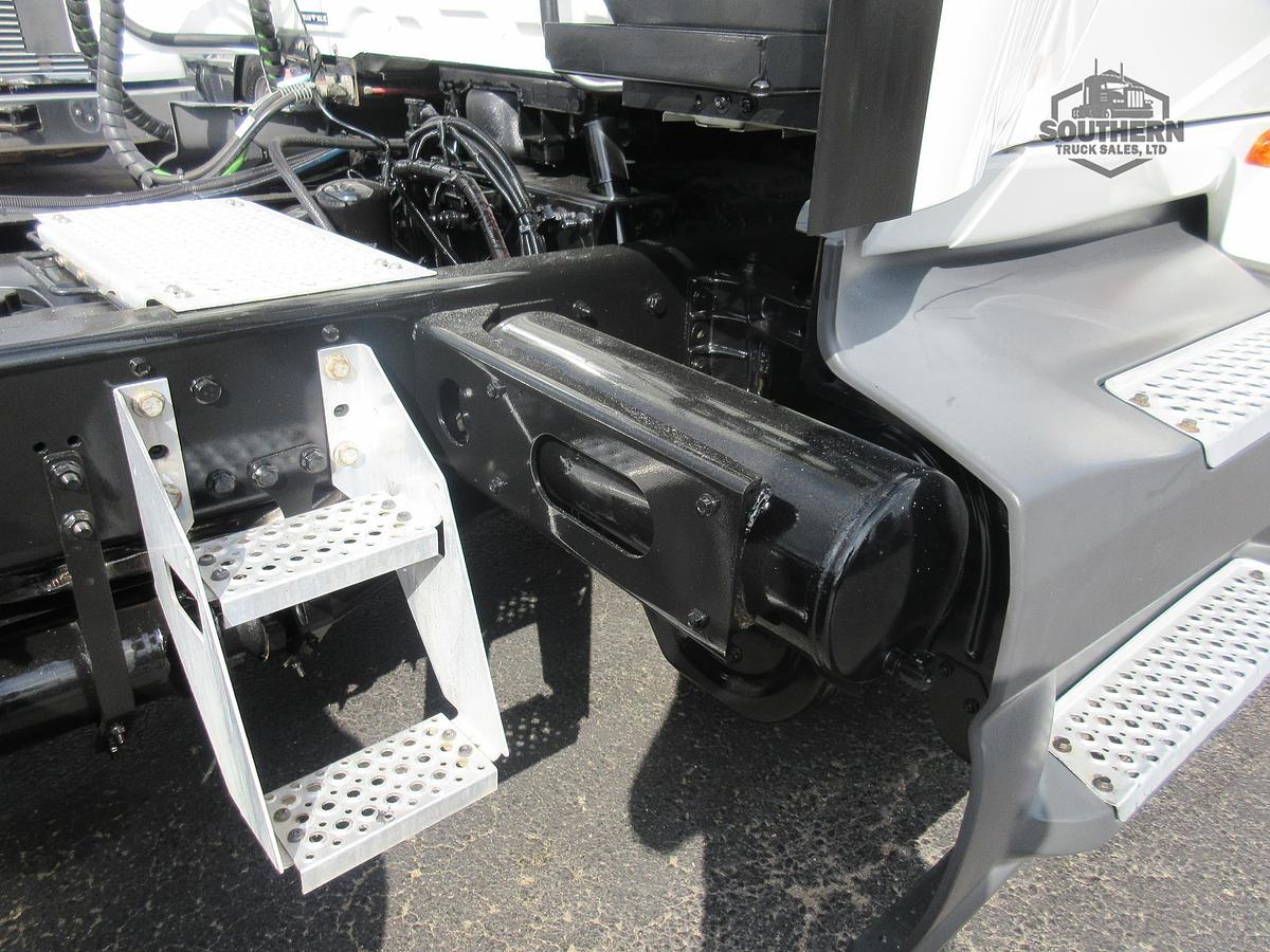 Used 2021 INTERNATIONAL LT