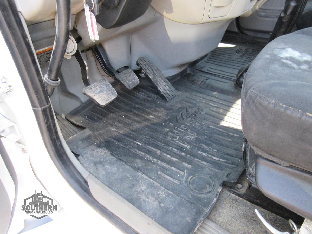 Used 2020 PETERBILT 567