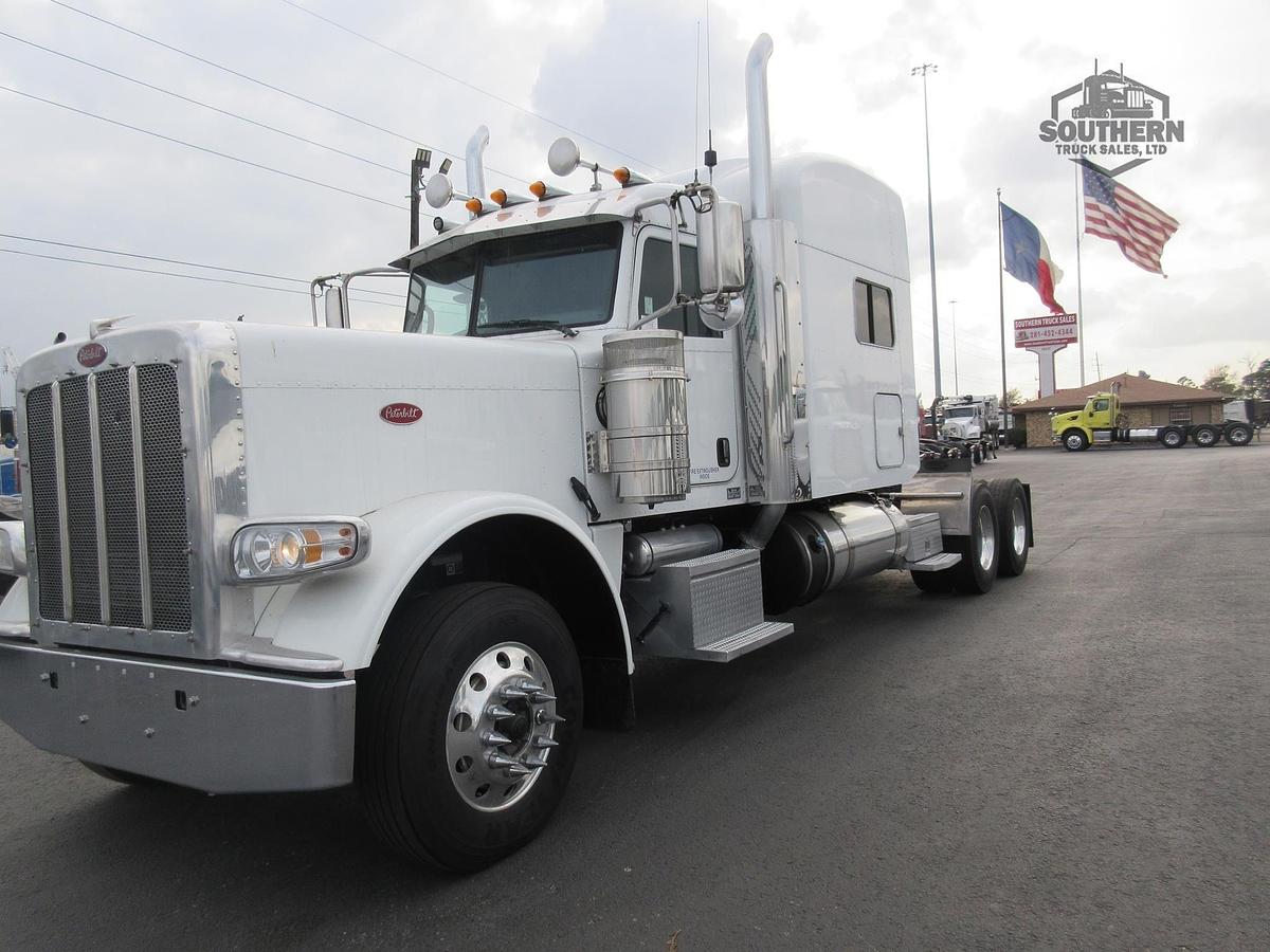 Used 2020 PETERBILT 389