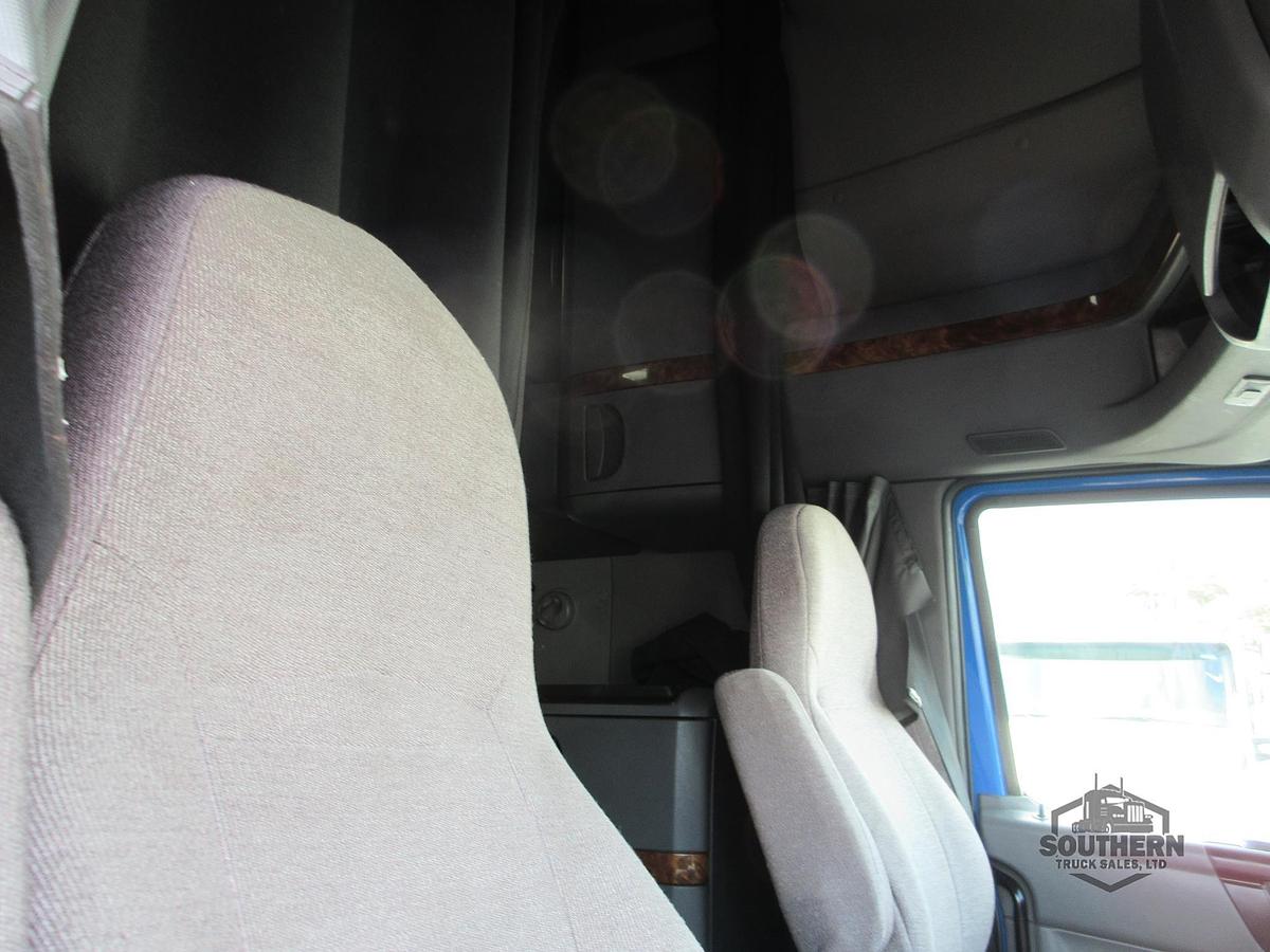 Used 2021 INTERNATIONAL LT