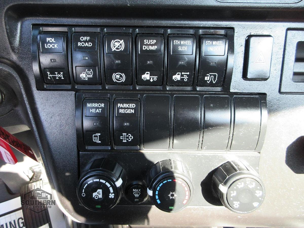 Used 2021 INTERNATIONAL LT