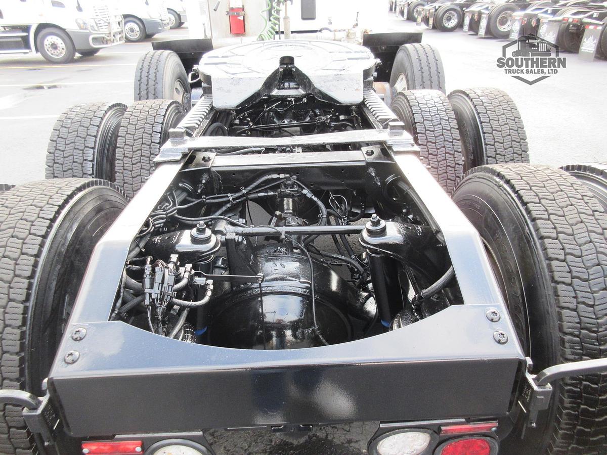 Used 2019 PETERBILT 567