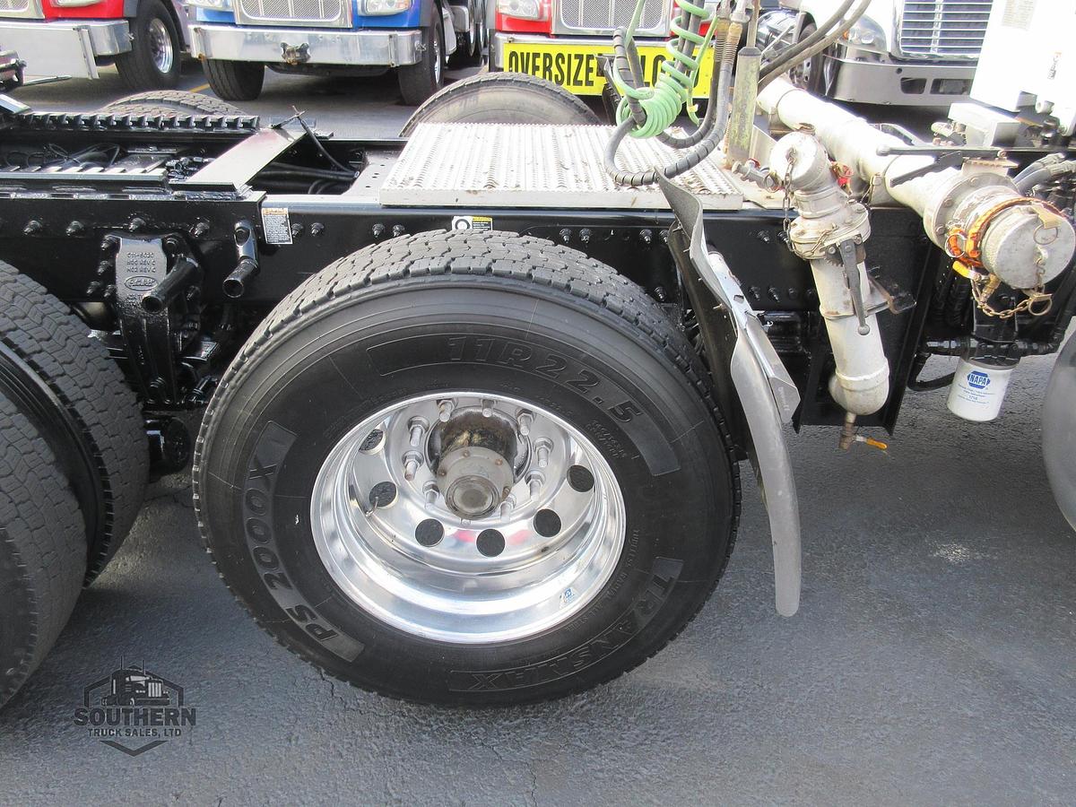 Used 2019 PETERBILT 567