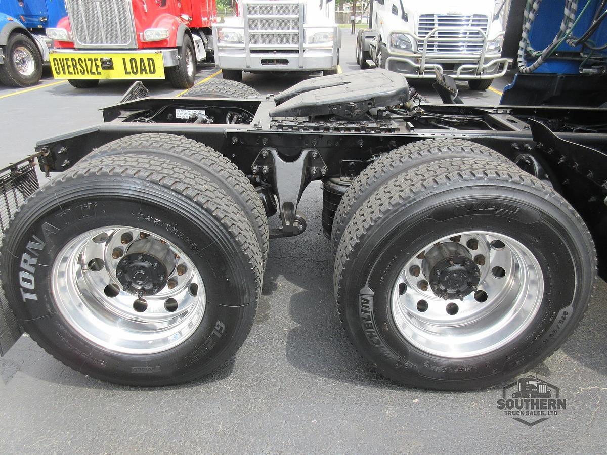Used 2021 INTERNATIONAL LT