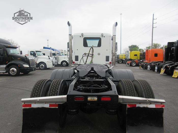 Used 2020 PETERBILT 567