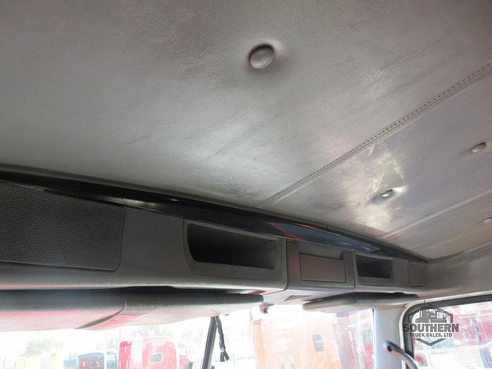 Used 2011 KENWORTH T800