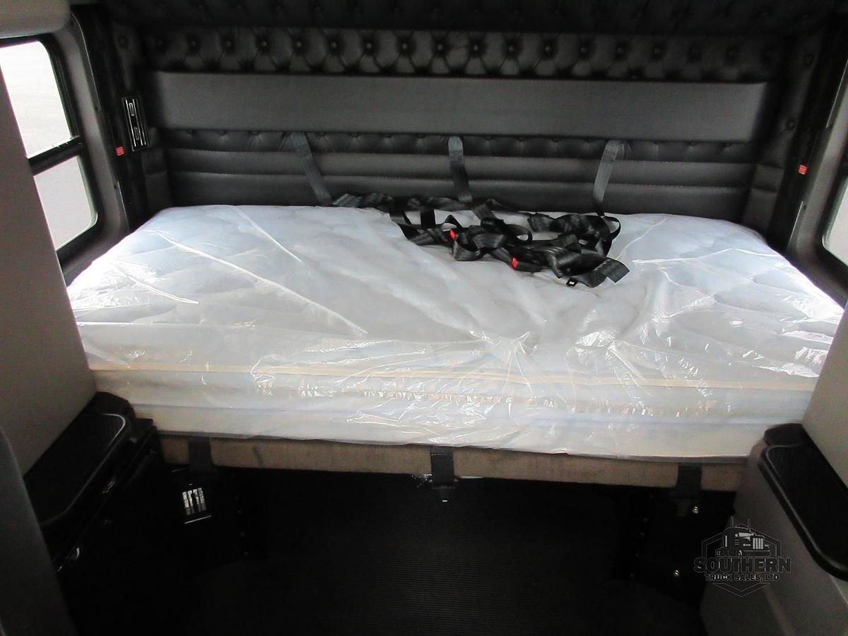 Used 2023 KENWORTH W900L