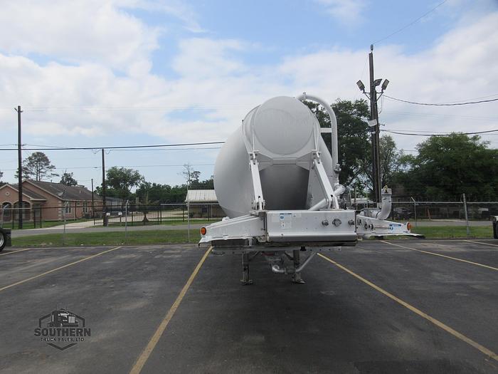 Used 2011 HEIL 42 ft