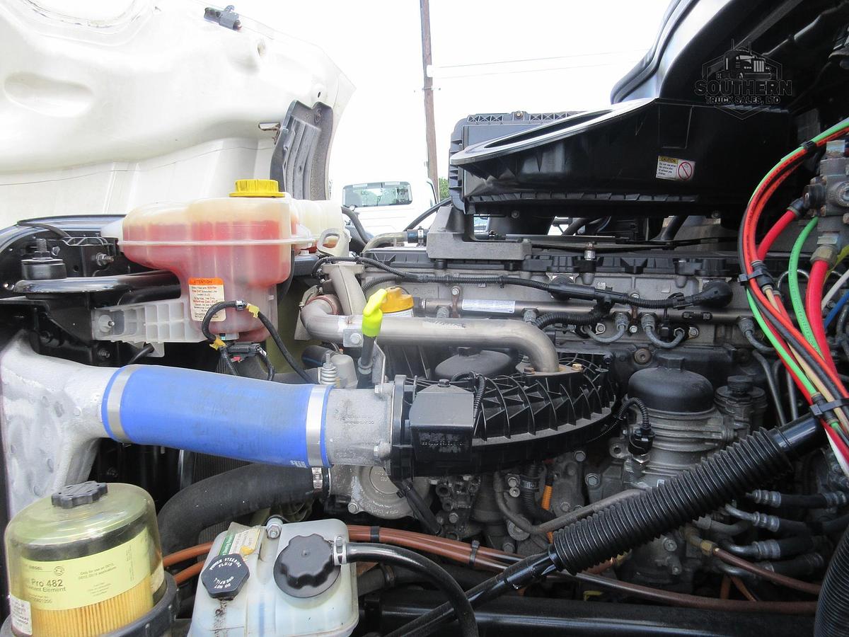 Used 2021 FREIGHTLINER CASCADIA 116
