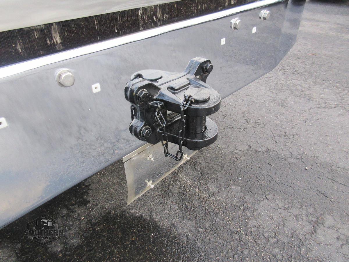 Used 2020 PETERBILT 567