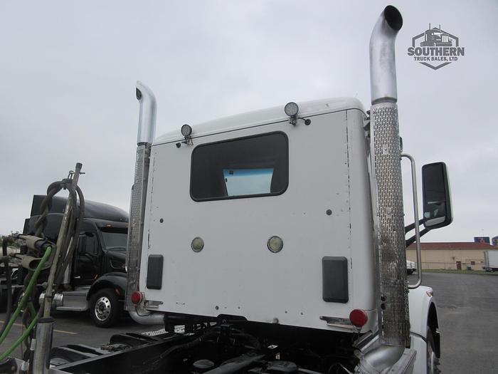 Used 2020 PETERBILT 567