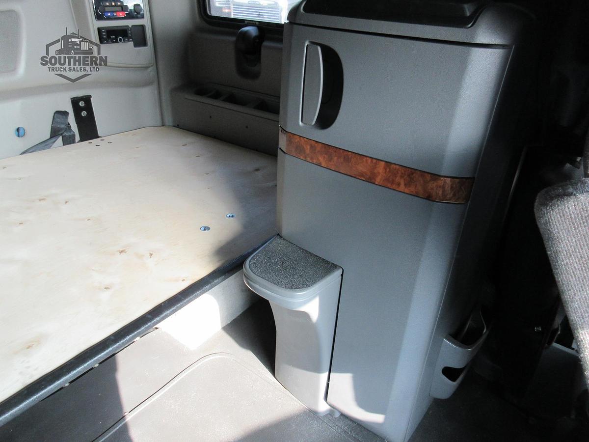 Used 2021 INTERNATIONAL LT