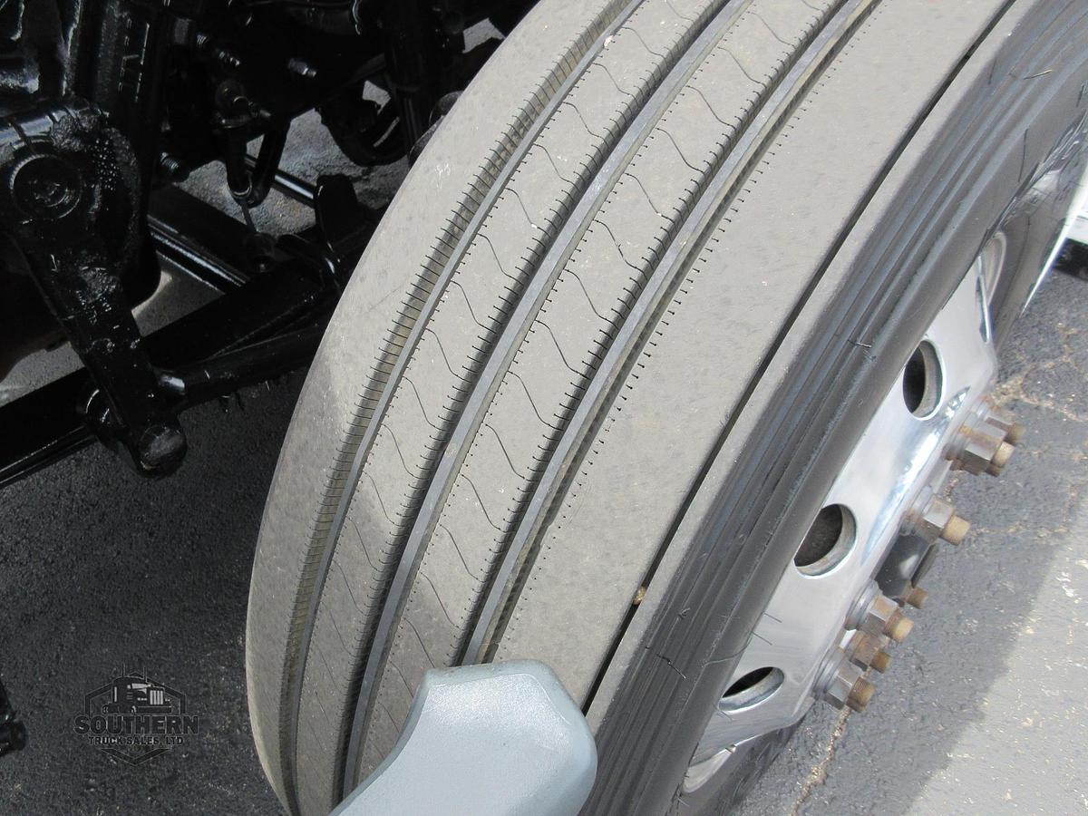 Used 2019 FREIGHTLINER CASCADIA 125