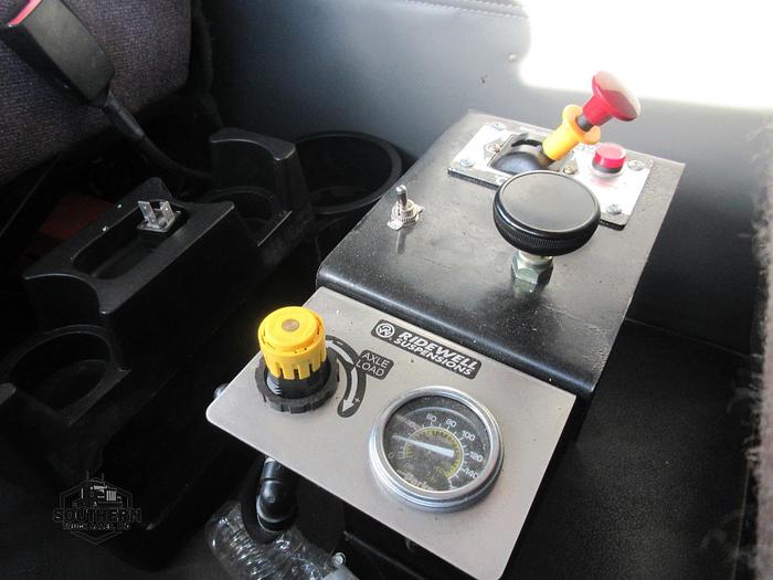 Used 2019 PETERBILT 567