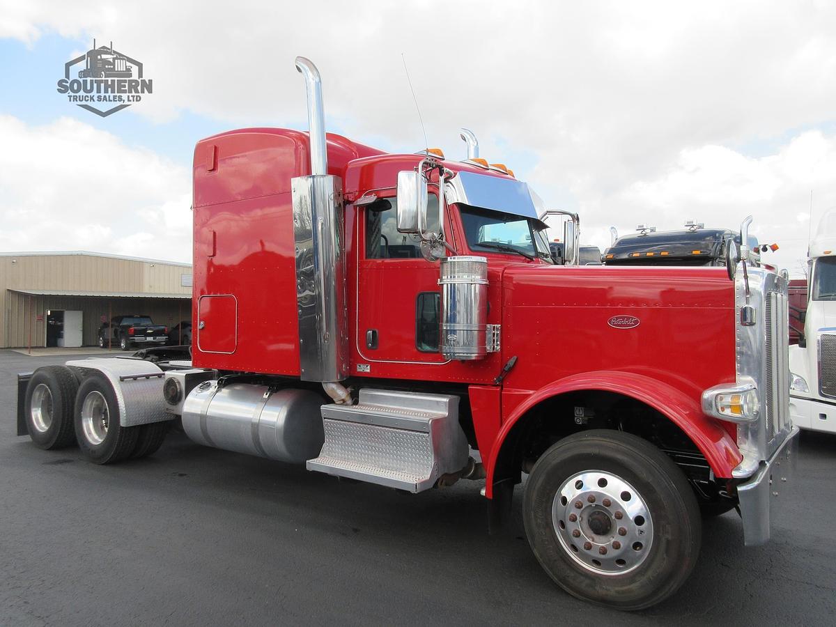 Used 2019 PETERBILT 389