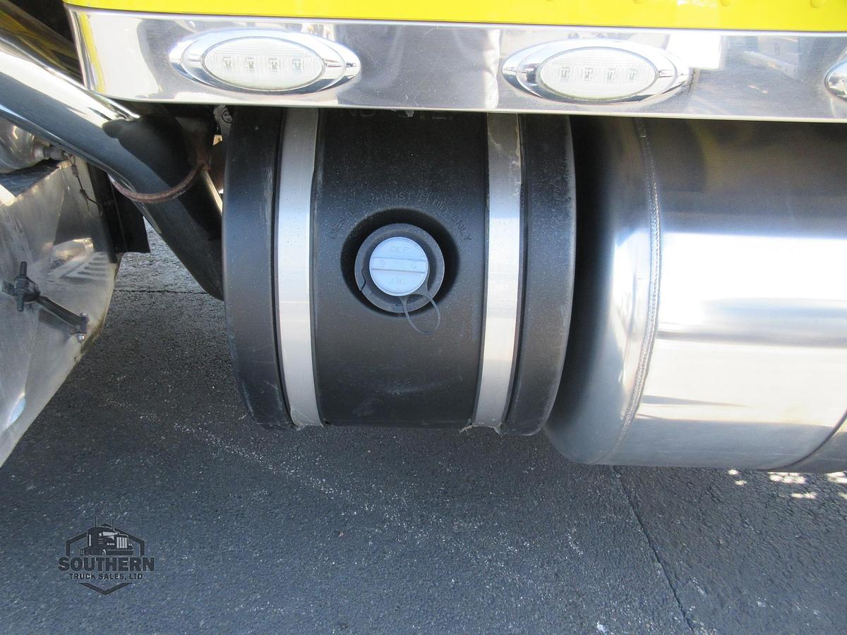 Used 2019 PETERBILT 389