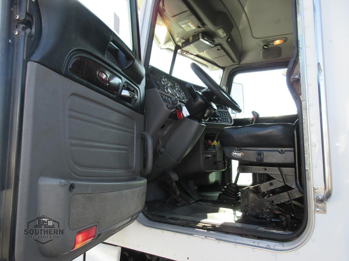 Used 2019 PETERBILT 389