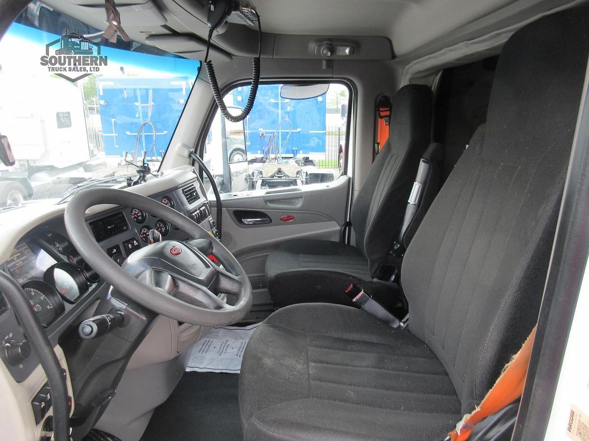 Used 2019 PETERBILT 567