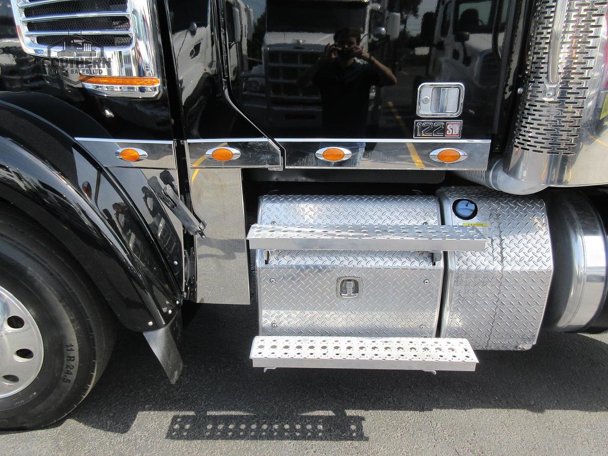 Used 2023 FREIGHTLINER CORONADO 122 SD