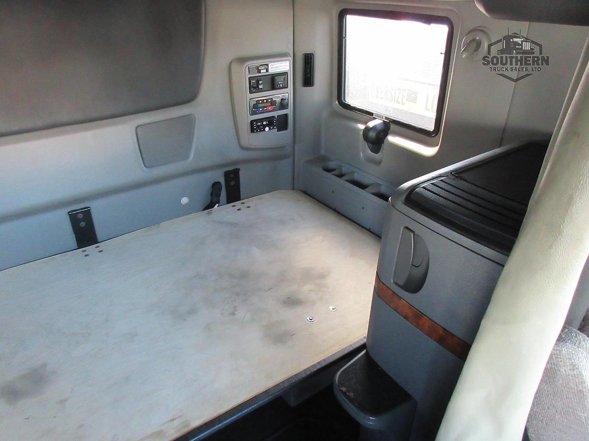 Used 2021 INTERNATIONAL LT