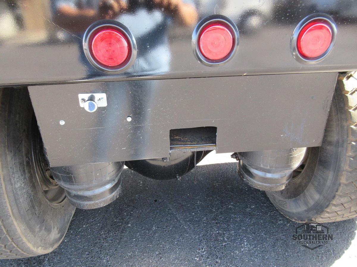 Used 2019 PETERBILT 389